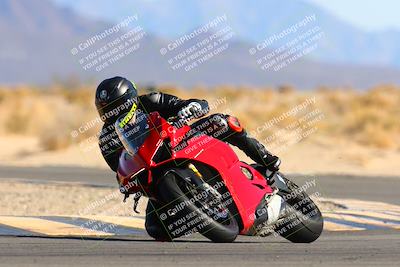 media/Feb-12-2022-SoCal Trackdays (Sat) [[3b21b94a56]]/Turn 16 (125pm)/